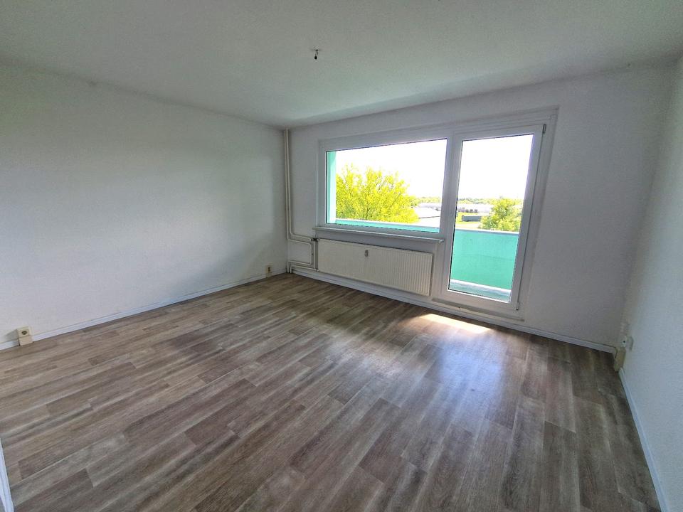 Thumbnail-Viel Platz für eure Familie - renovierte 4-Zimmer-Wohnung in der Uckermark