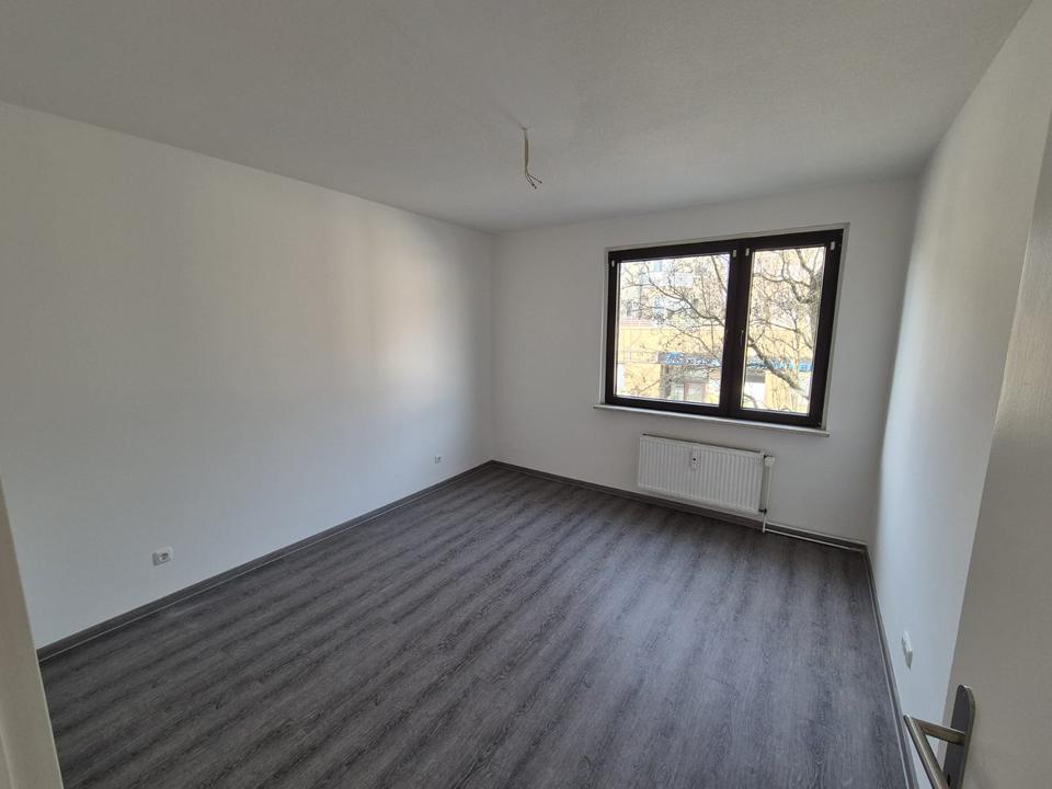 Thumbnail-toll renovierte, kleine Wohnung zu vermieten