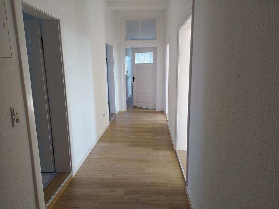 Thumbnail-4 Zimmer, 106 m², Tageslichtbad, 1. Etage, Terrasse, Groß Düngen