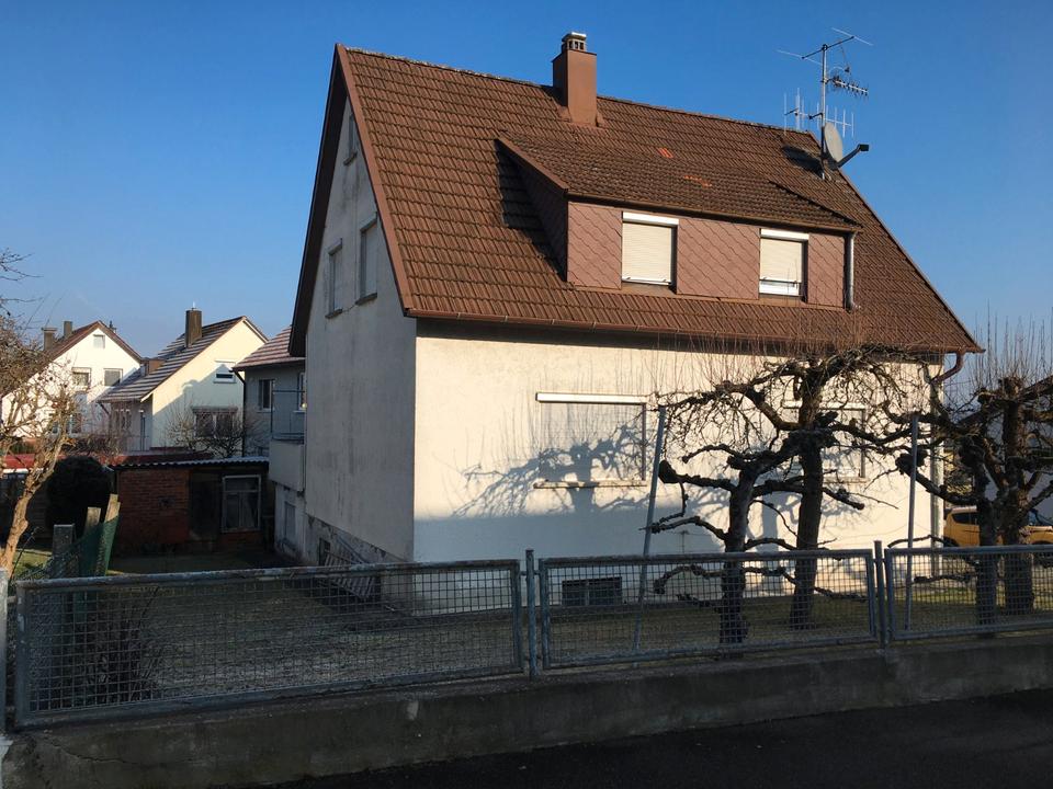 Thumbnail-ein haus mit garten in der südstadt von giengen