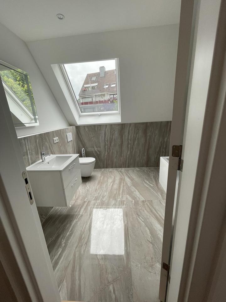 Thumbnail-Erstbezug!! Wohnung mit 5 Zimmern im idyllischen Grün, möblierte Vermietung in einer Top-Lage