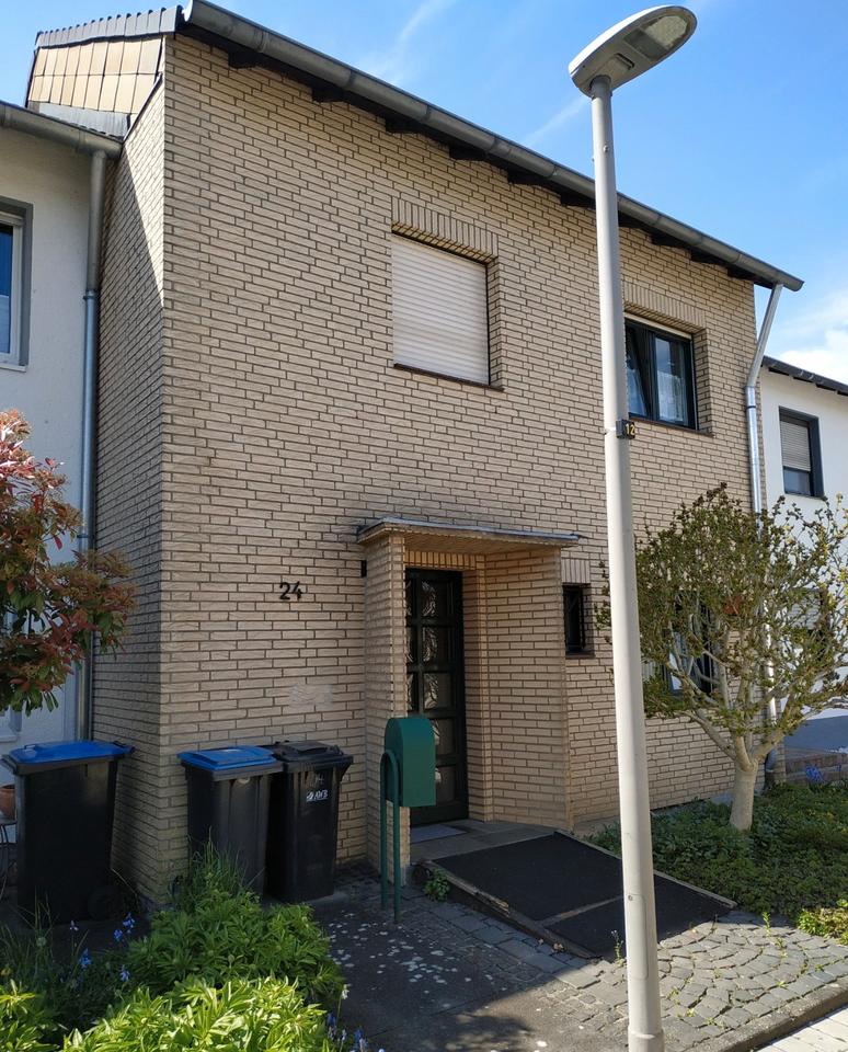 Thumbnail-Reihenmittelhaus mit ausbaufähigem Dachgeschoss in ruhiger Lage