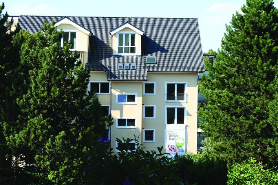 Thumbnail-70 m² Barrierenfreie Seniorenwohnung mit Balkon im Ginkgo-Haus zu vermieten