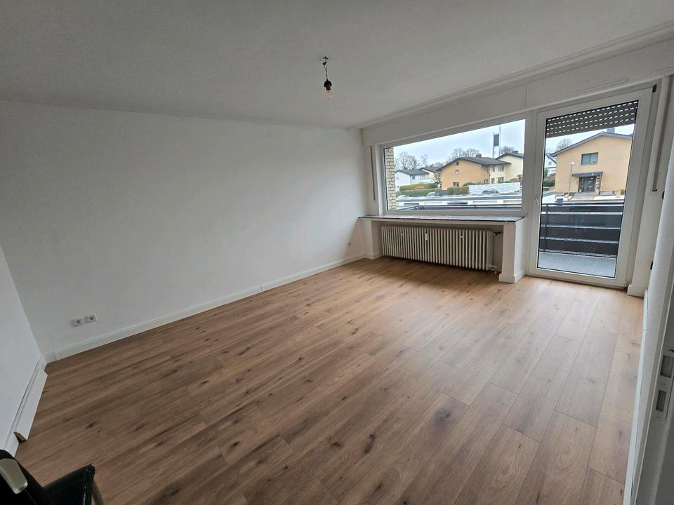 Thumbnail-Schöne 4-Zi.Wohnung.Balkon u.Garten in Bad Salzuflen-Lockhausen