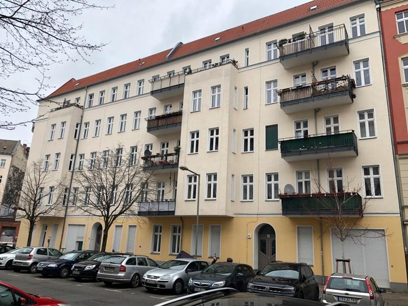 Thumbnail-In bester Lage - Praxis,- oder Fitnessfläche in P'Berg