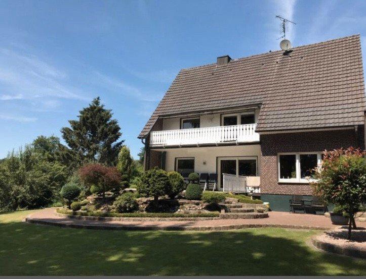 Thumbnail-ZUR MIETE (ab 1. Okt. 2026): Einfamilienhaus mit Garage , direkt an die Natur.