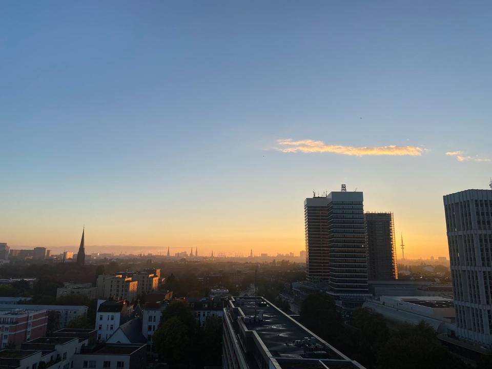 Thumbnail-4-Zimmer-Wohnung mit Weitblick über Hamburg