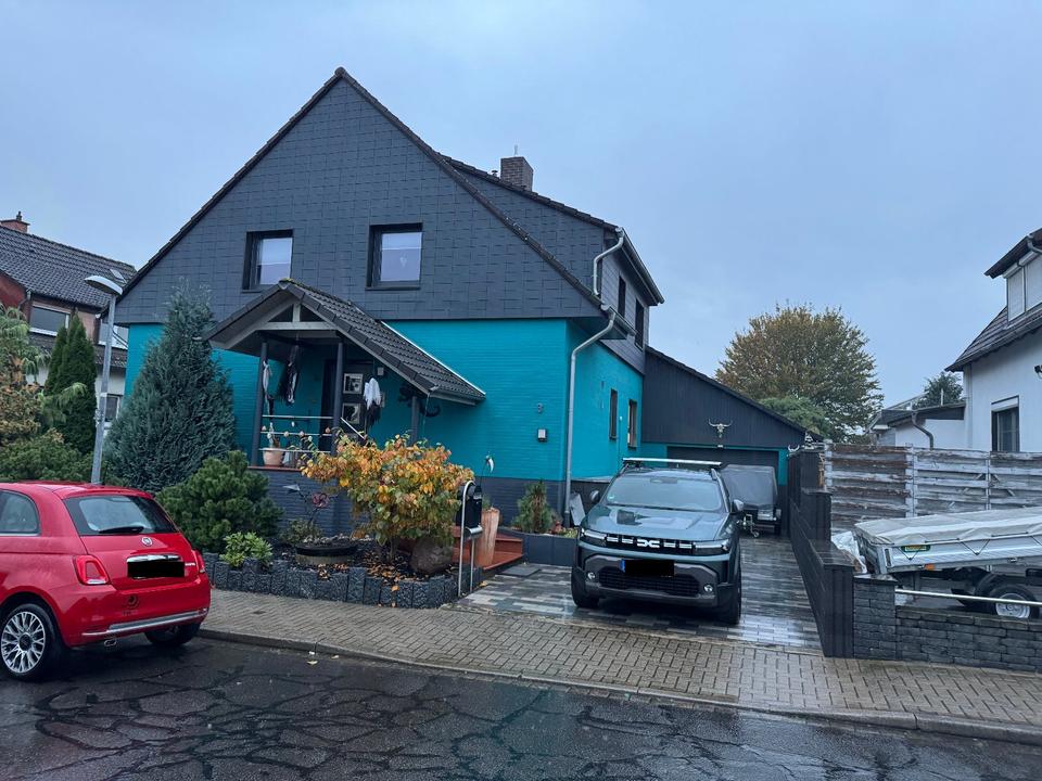 Thumbnail-Großzügiges, bezugsfertiges Zweifamilienhaus mit Garten