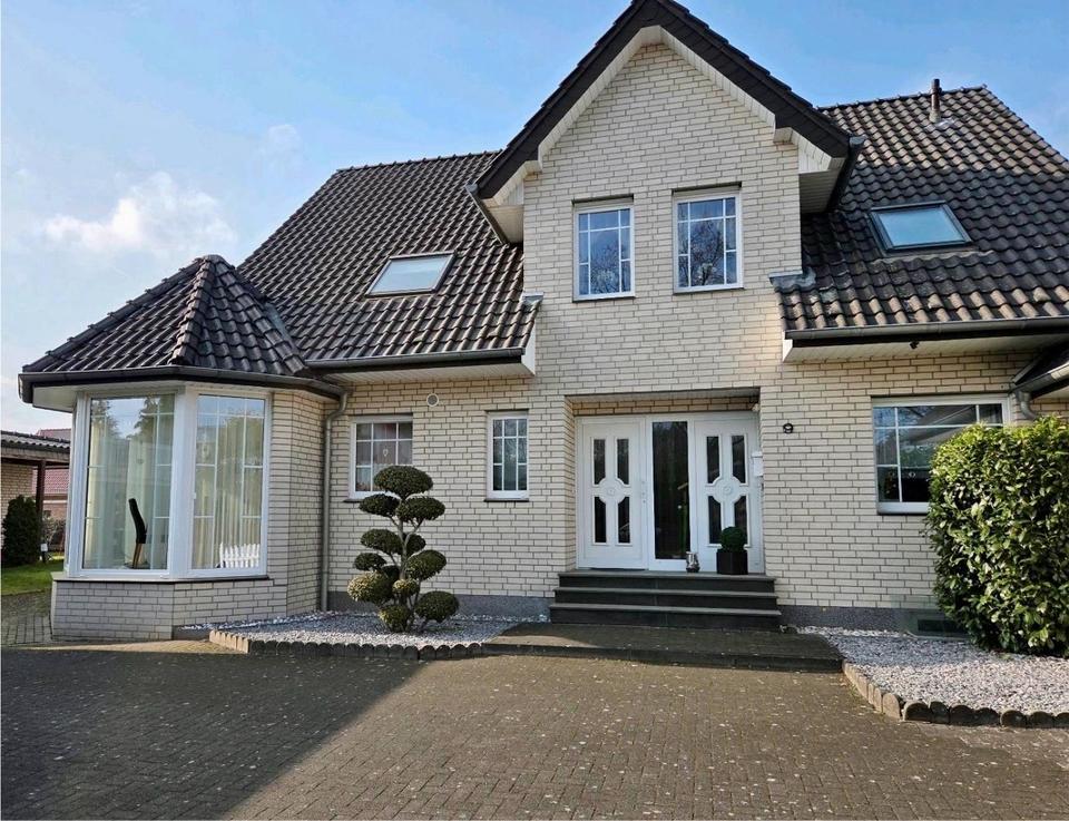 Thumbnail-Freundliches Einfamilienhaus in ruhiger Lage (Versmold, Oesterweg