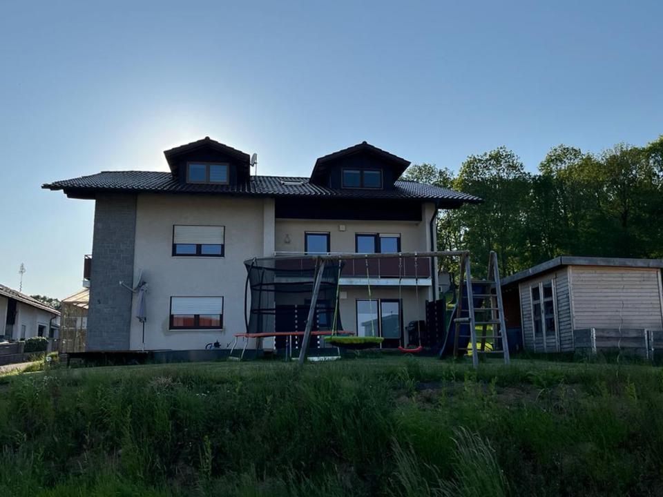 Thumbnail-MiethausMehrfamilienhausGenerationshaus 4 Etagen 3 Wohnungen