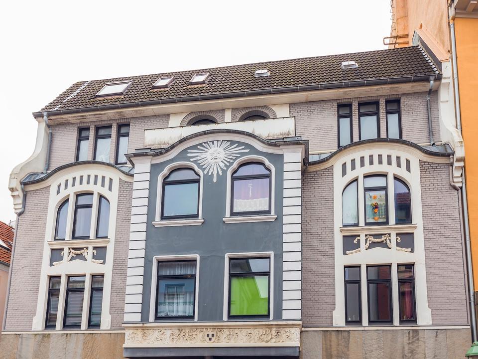 Thumbnail-Charmante 3-Zimmer-Wohnung mit hohen Decken in Lehe mit großzügigem Balkon!