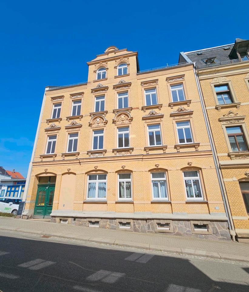Thumbnail-Großzügiges Mehrfamilienhaus mit 5 Wohnungen zu verkaufen
