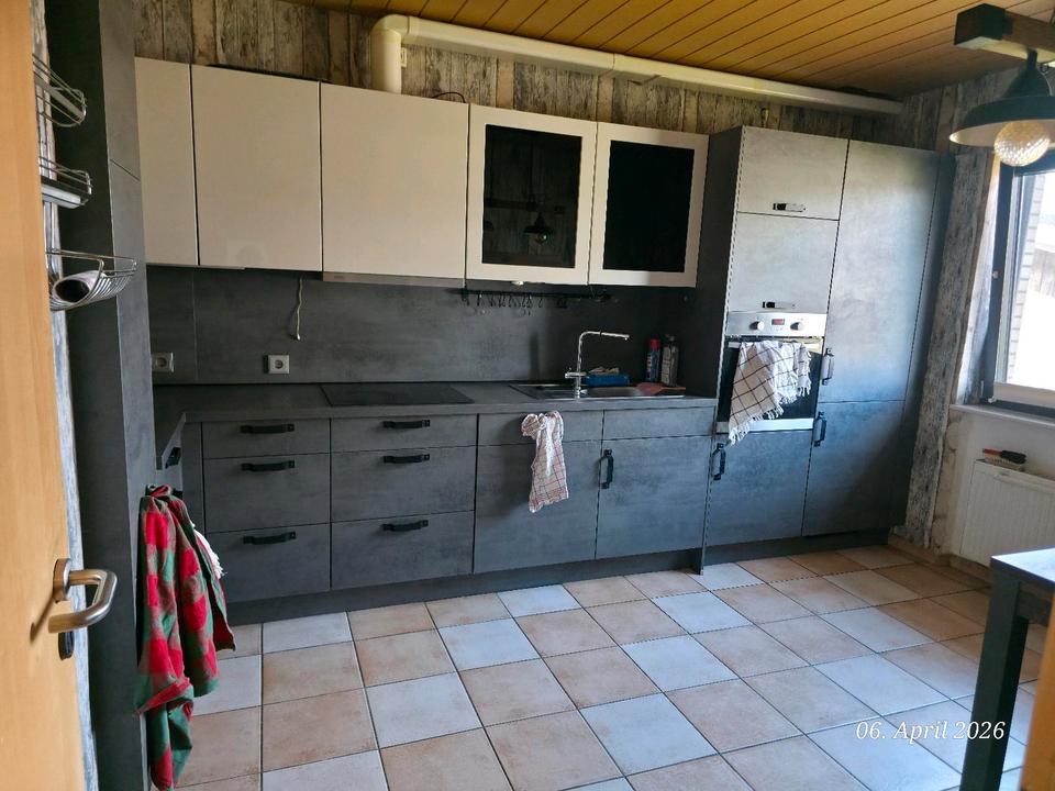 Thumbnail-4-Zimmer Wohnung mit Ofen,Terasse und großen Garten 21646 Halvesb