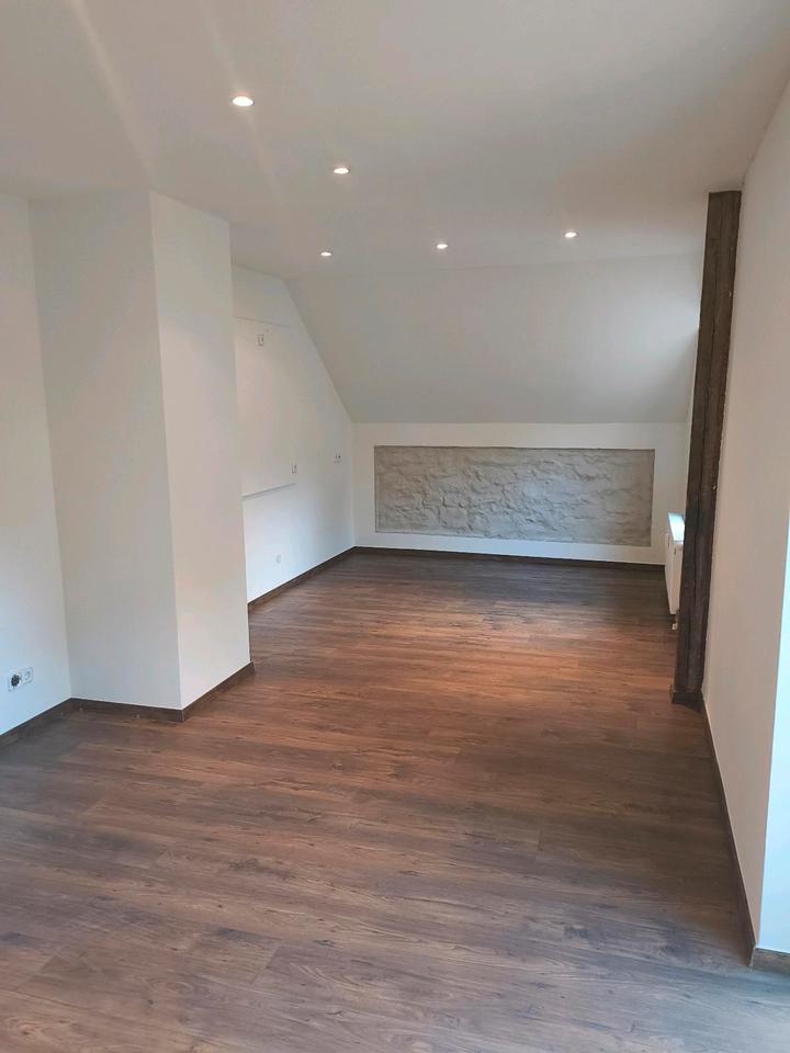 Thumbnail-Moderne 2 Zimmer Wohnung mit Balkon.