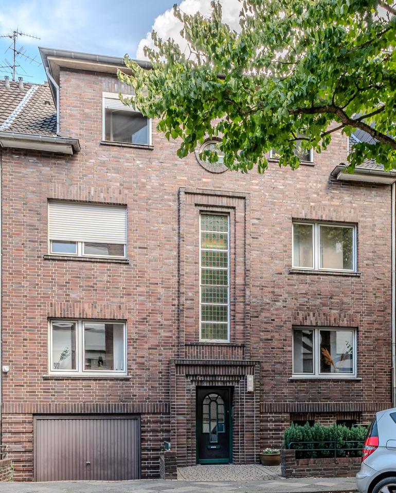 Thumbnail-Provisionsfrei & saniert: Familienhaus mit Einliegerwohnung in MG