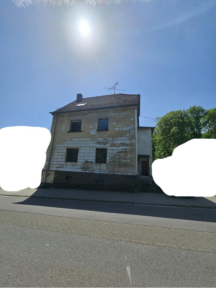 Thumbnail-Einfamilienhaus mit 230m² Wohnfläche & Garten in Quierschied