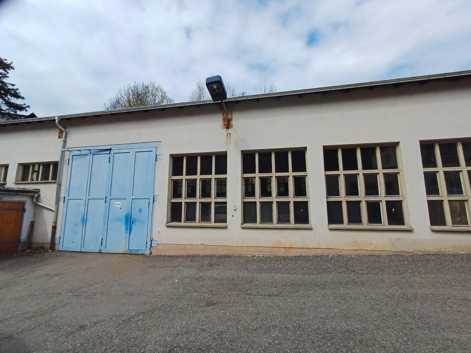 Thumbnail-Lagerhalle 325 m² LKW befahrbar incl. 3 x Kran zu vermieten