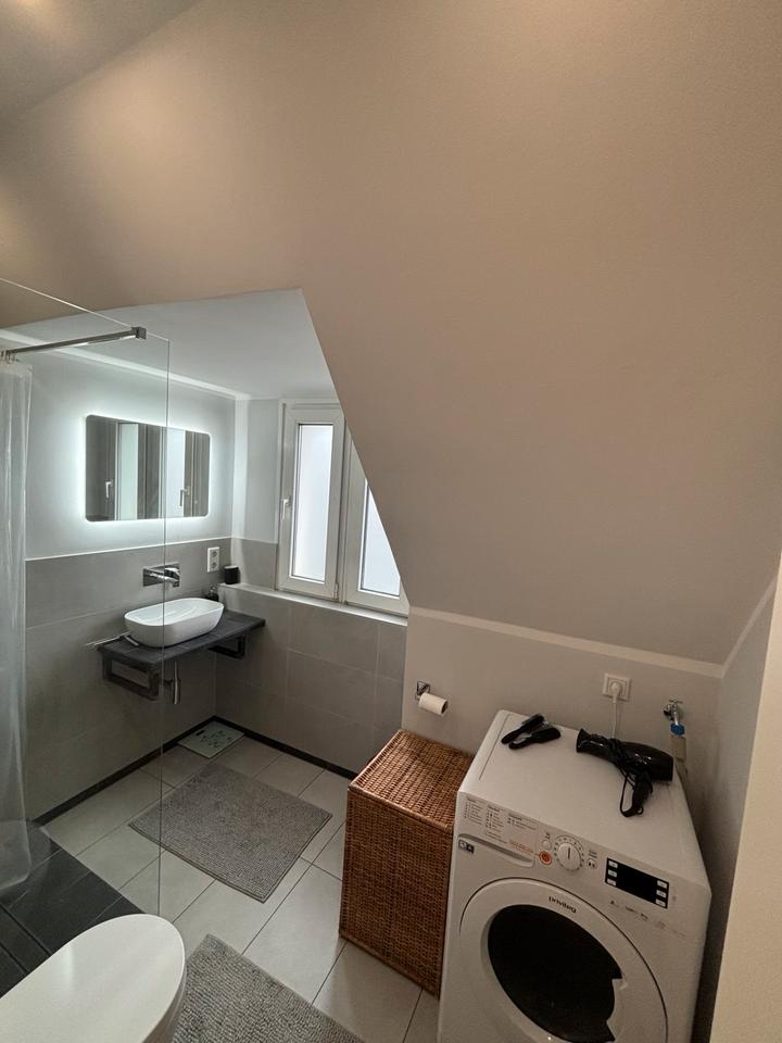 Thumbnail-Möblierte 1,5 Zimmer Wohnung in Toplage von Barmen-43qm