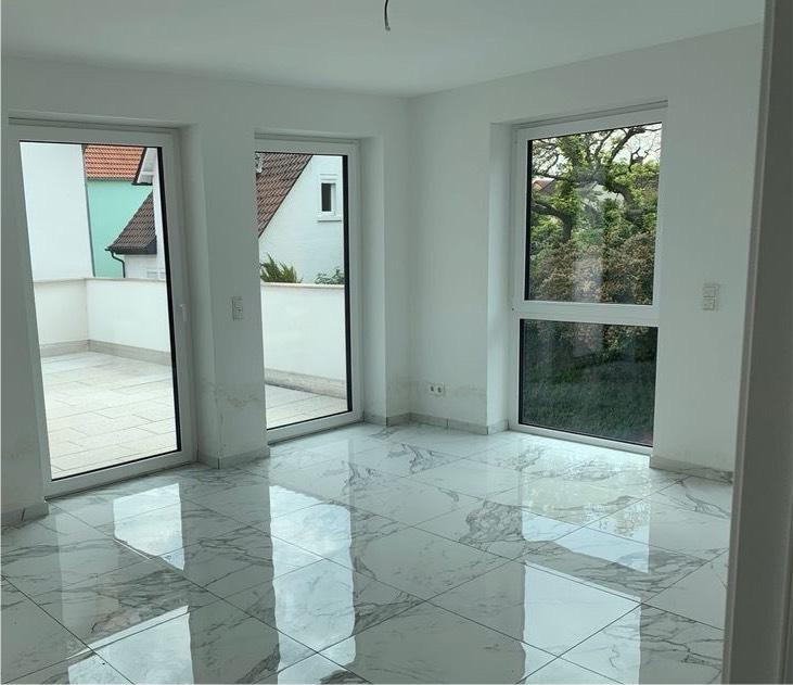 Thumbnail-Moderne 3-Zimmer-Wohnung (76 m²) mit 15 m² Balkon in Rüsselsheim