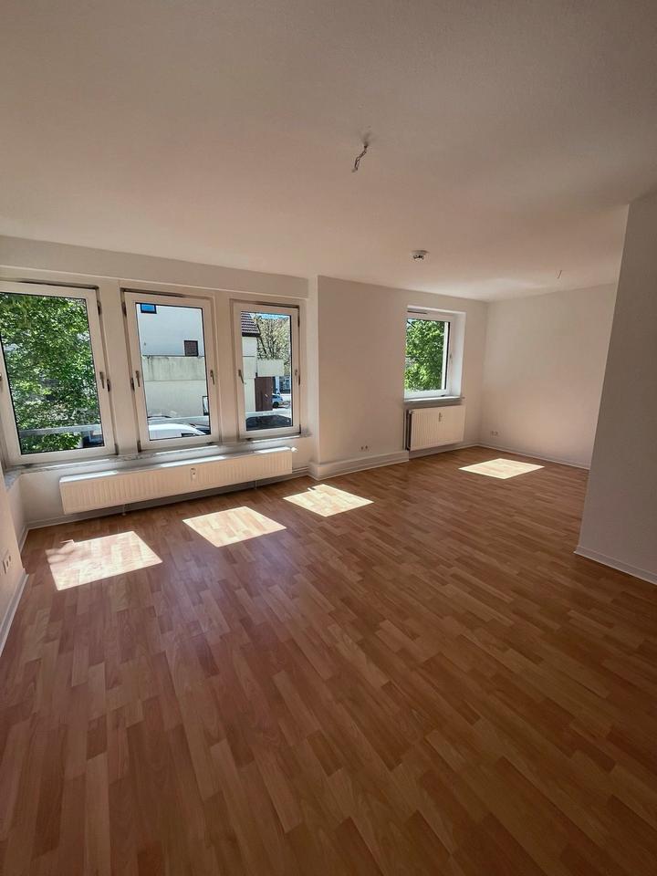 Thumbnail-Lange Hecke 7, Thiede | Helle, frisch renovierte 2-Zimmerwohnung in ruhiger Lage – ideal für Pendler