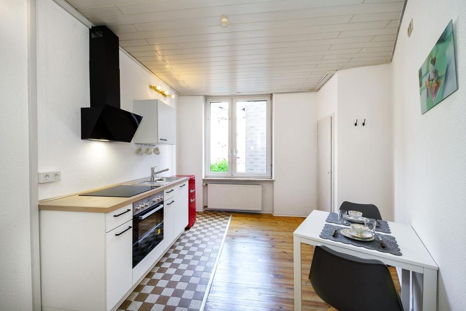 Thumbnail-möbliertes Einzimmer Apartment Wohnung zu vermieten