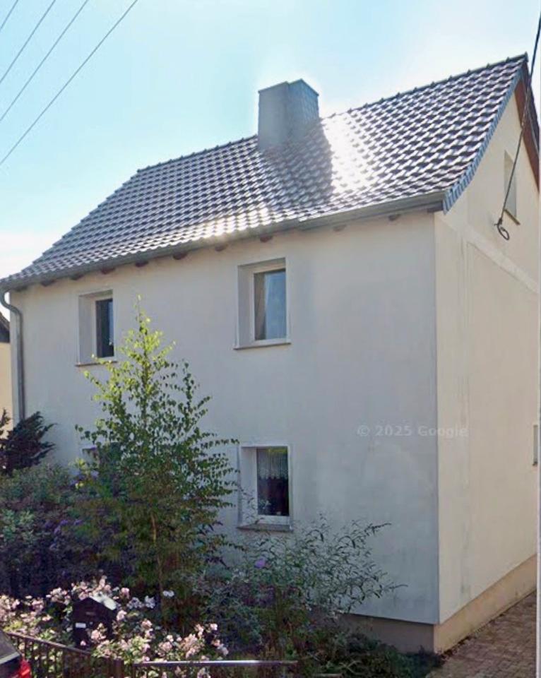 Thumbnail-Charmantes Einfamilienhaus in Top-Lage – sofort bezugsfertig!