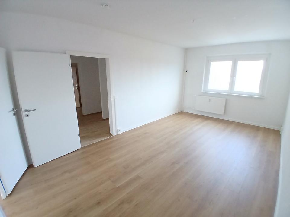 Thumbnail-Renovierte 4-Raum-Wohnung - auf Wunsch mit neuer Einbauküche