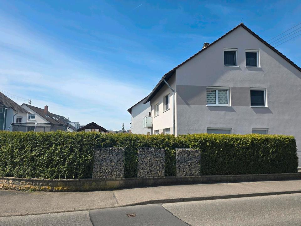 Thumbnail-Saniertes Mehrfamilienhaus mit Doppelgarage und großem Grundstück