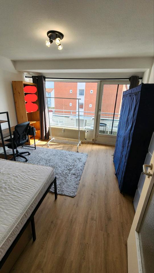 Thumbnail-1-Zimmer-Wohnung mit Balkon (BITTE BESCHREIBUNG LESEN)