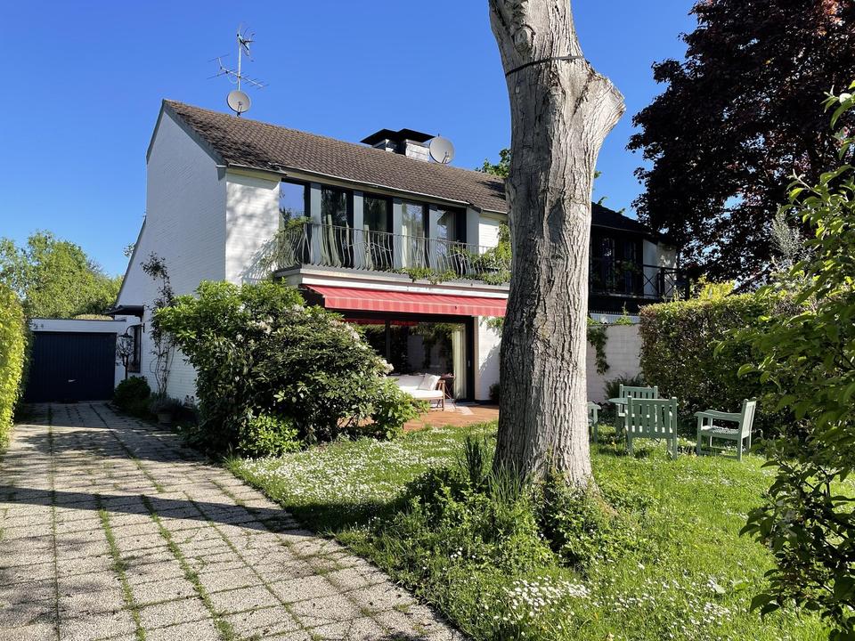 Thumbnail-Charmante Doppelhaushälfte in Meerbusch-Ilverich