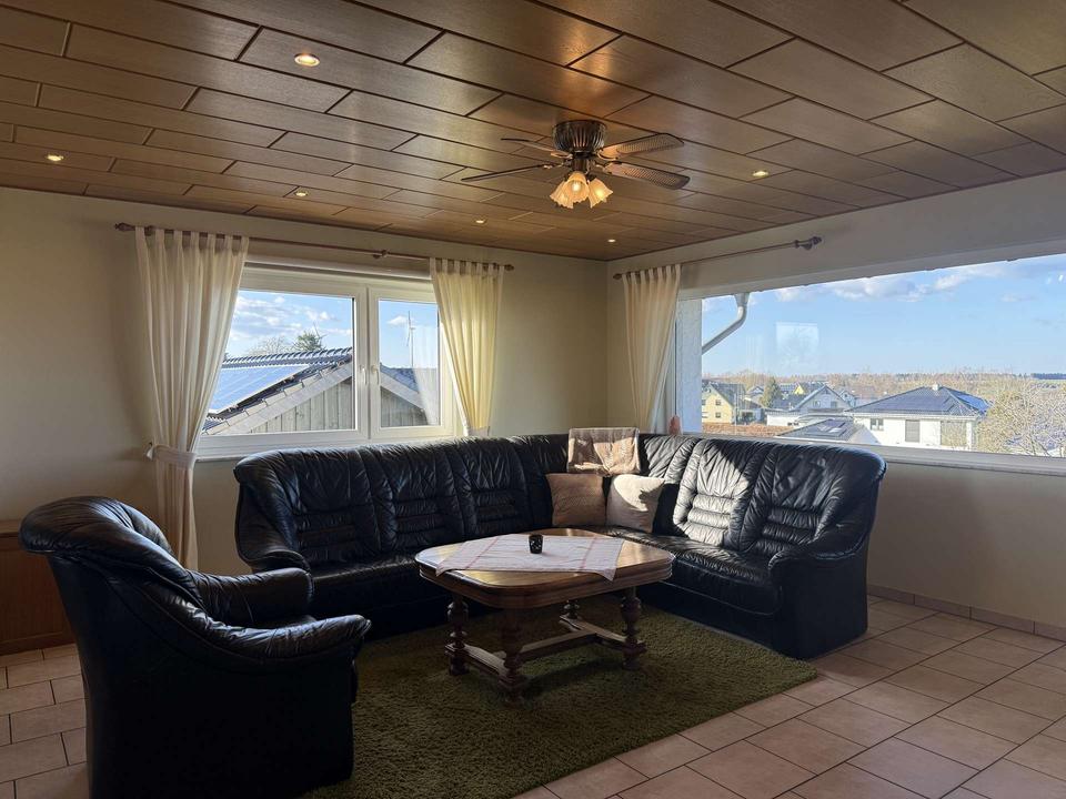 Thumbnail-Familien aufgepasst - Wohnung mit Garten und tollem Ausblick in Schöneseiffen zu vermieten!