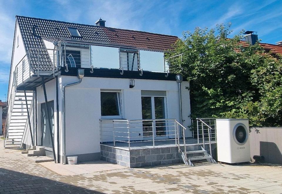 Thumbnail-Doppelhaushälfte mit 2 Wohneinheiten