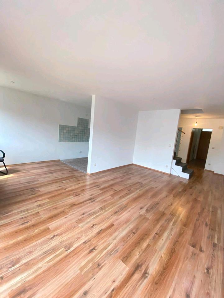 Thumbnail-4 -Zimmerwohnung in Erding mit Balkon zu vermieten