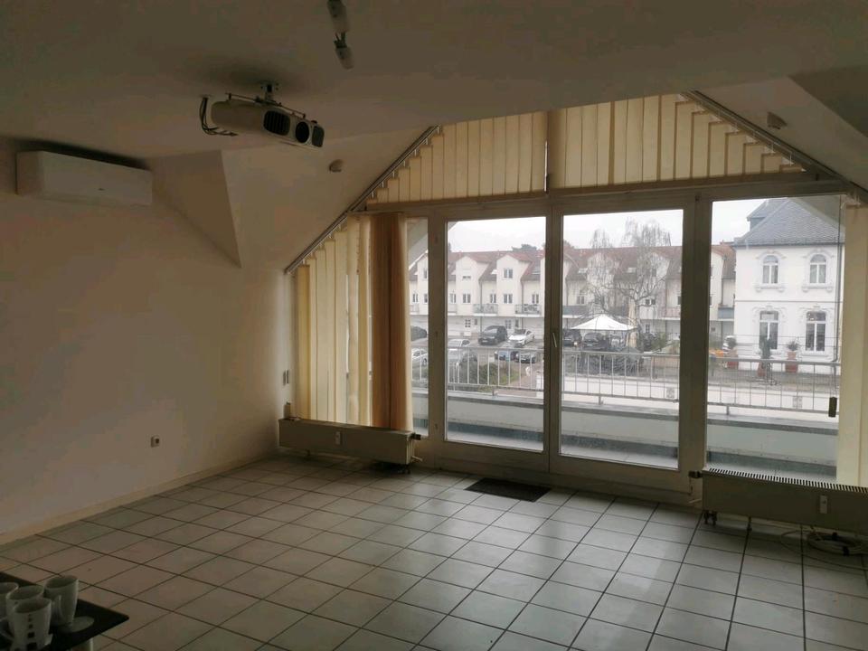 Thumbnail-helle Zwei Zimmerwohnung in 64347 Griesheim