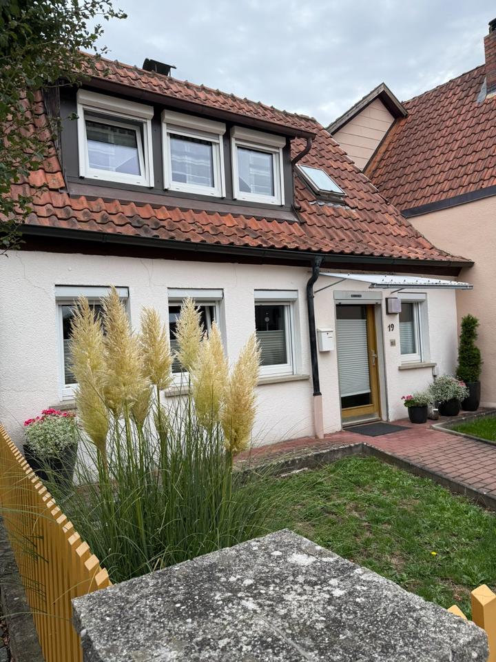 Thumbnail-Sarniertes Einfamilienhaus mit Garten & Terasse