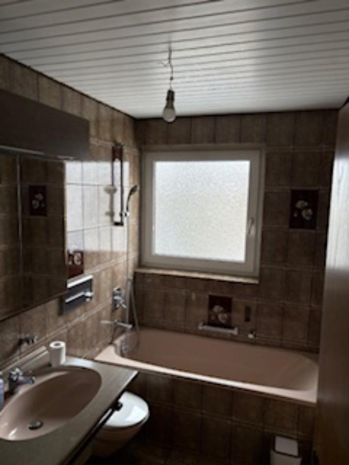 Thumbnail-3-Zi-Whg frisch renoviert in bester Lage