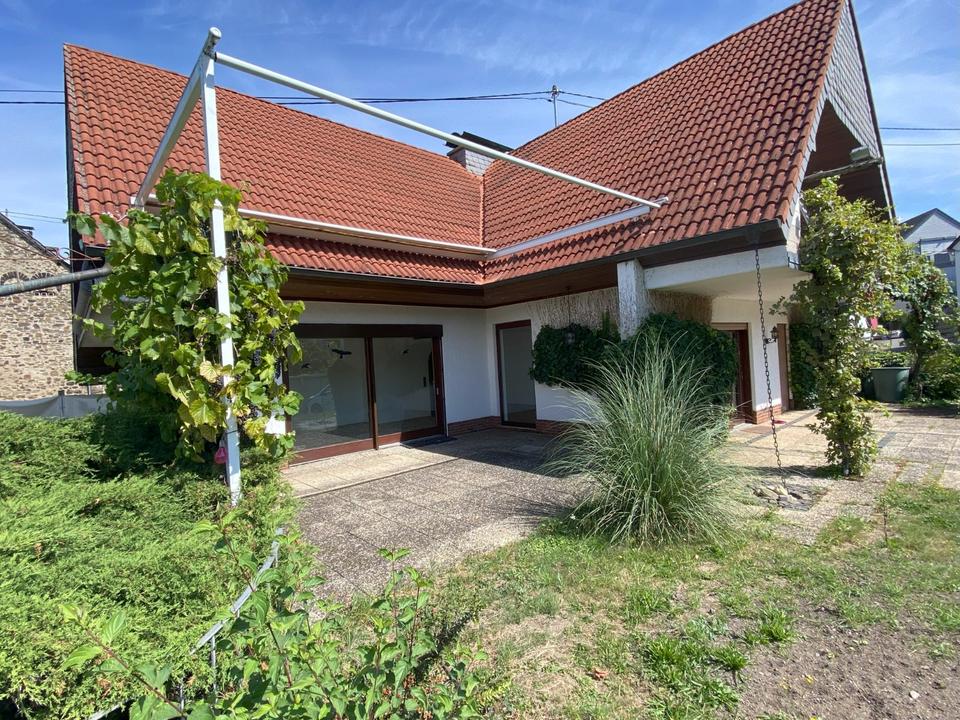 Thumbnail-Traumhaftes Einfamilienhaus mit Einliegerwohnung