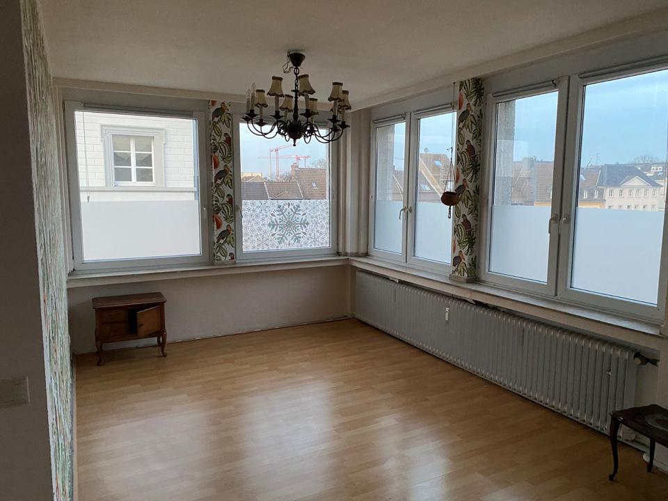 Thumbnail-Helle 4-Zimmer-Wohnung in Krefeld-Uerdingen, Nähe Marktplatz