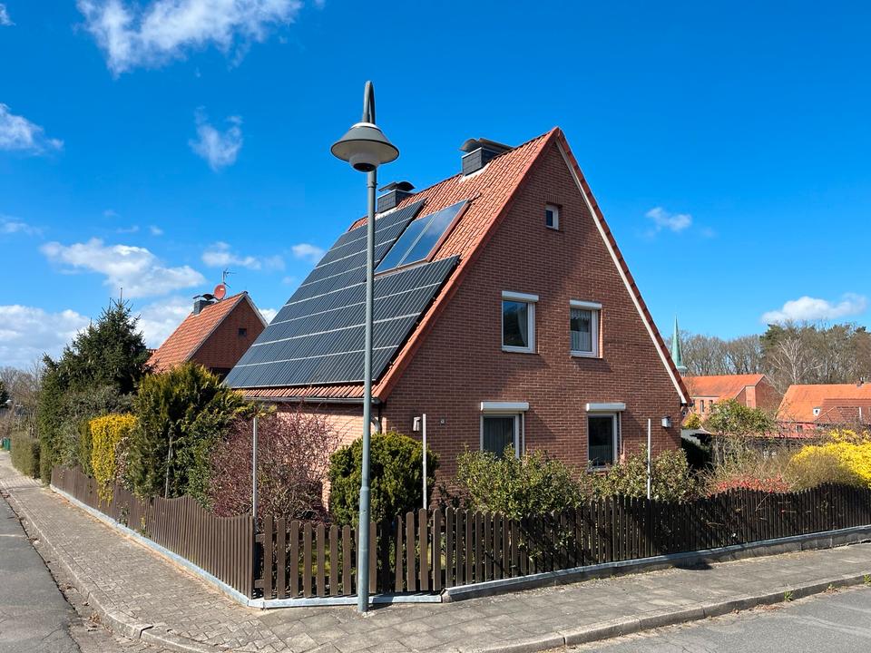 Thumbnail-Einfamilienhaus - Solar, Wärmepumpe, Isoliert, PROVISIONSFREI