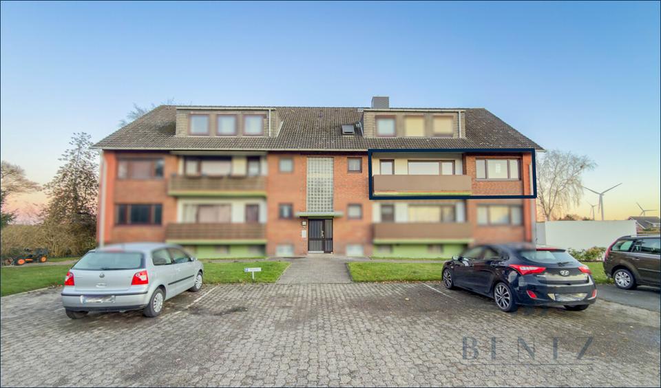 Thumbnail-Imsum: 2-Zimmer Wohnung mit Balkon und Stellplatz