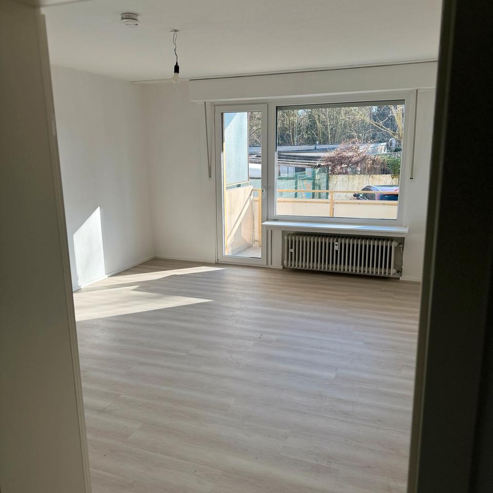 Thumbnail-Frisch sanierte Wohnung in Bochum mit Balkon