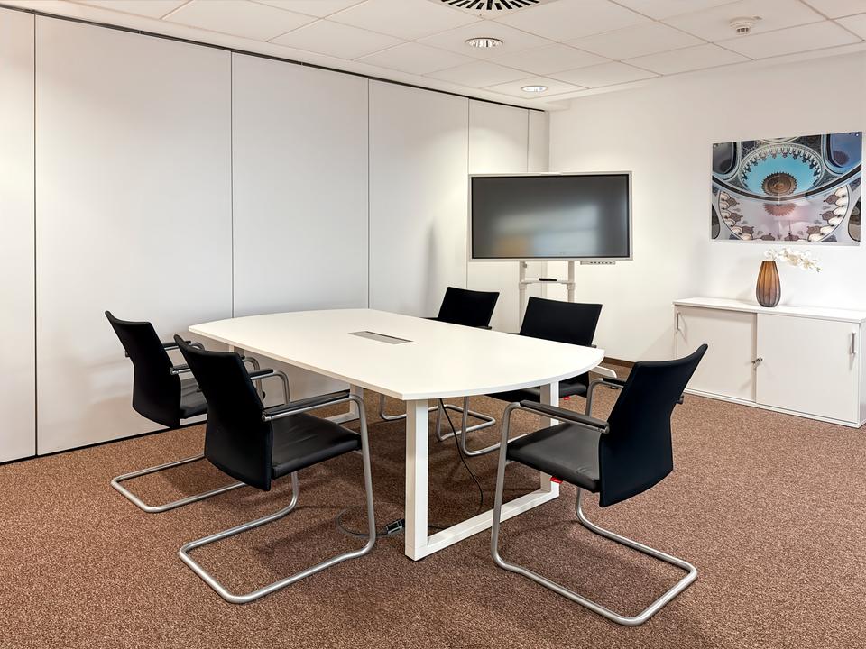 Thumbnail-Privater Büroraum für 4 Person in Regus Königstraße