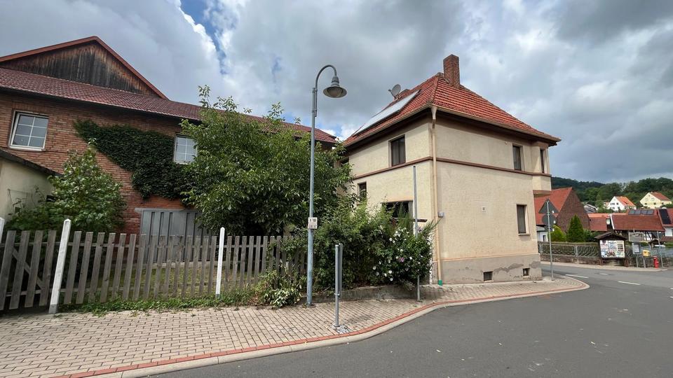 Thumbnail-Familienhaus mit Nebengebäude - bezugsfertig - ohne Provision