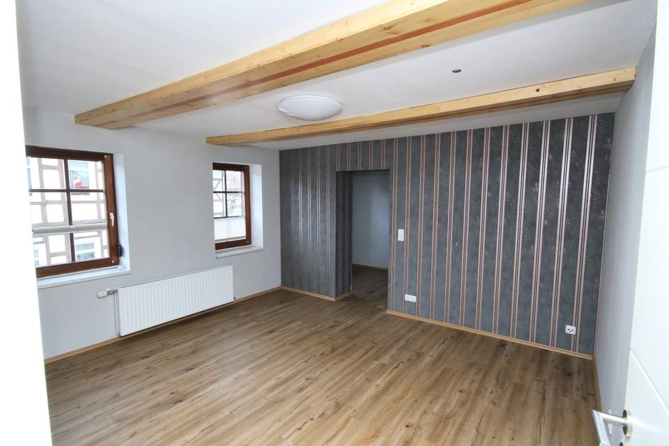 Thumbnail-Moderne 3,5 Zimmer Wohnung mit Einbauküche