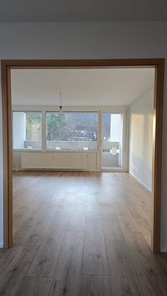 Thumbnail-3,5 Zimmer Whg – modernisiert, neue Küche, 890 €