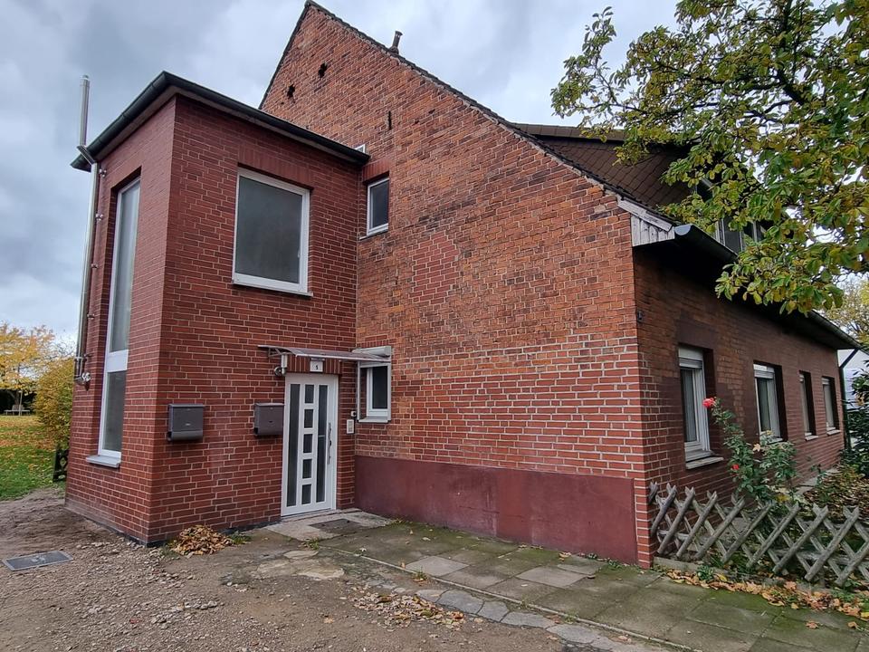 Thumbnail-3-Zimmer Dachgeschosswohnung in ruhiger Lage von Garbsen-Horst