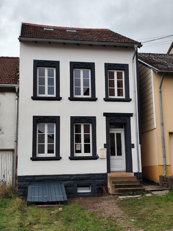 Thumbnail-Einfamilienhaus zum Verkauf in Mettlach