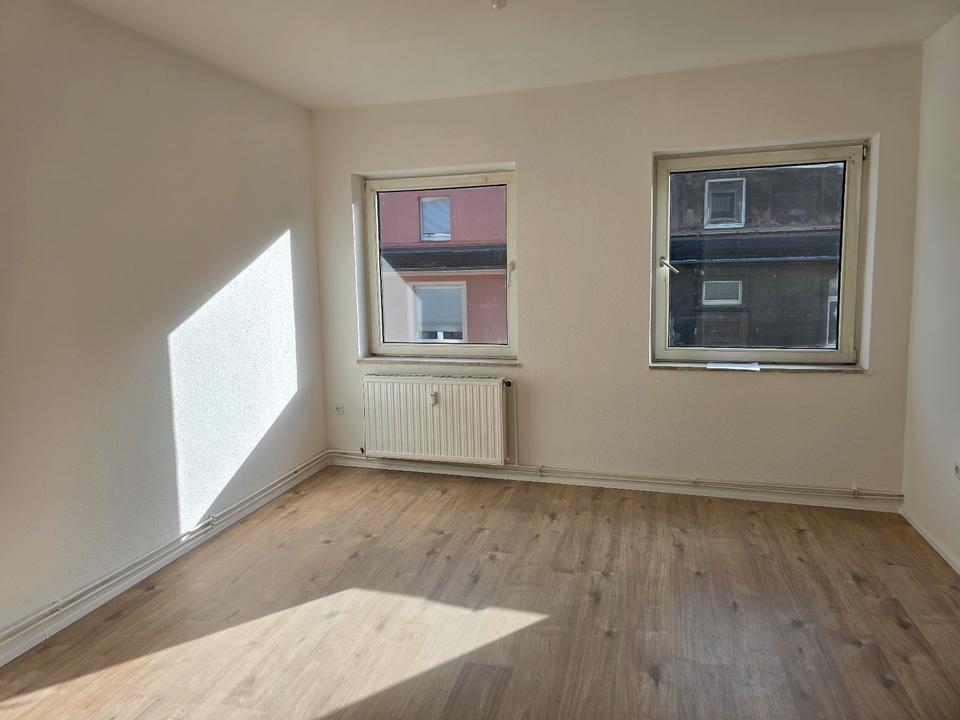 Thumbnail-Renovierte 2-Zimmer-Wohnung in Stadtnähe