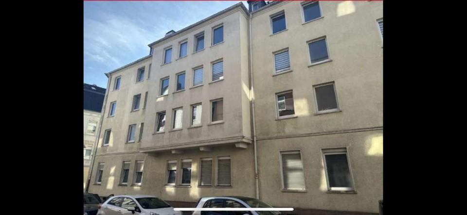 Thumbnail-Schöne 3-Zimmer DG Wohnung in Gelsenkirchen-Mitte direkt am HBF