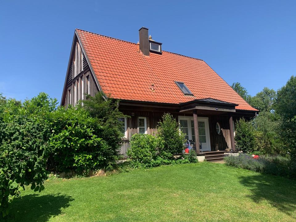 Thumbnail-EFH mit großzügigem Garten und Koi-Teich auf 2455qm Grundstück